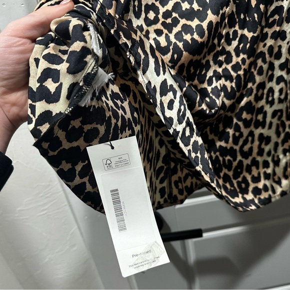 Ganni Leopard Print Long Sleeve Dress - Picture 4 of 4